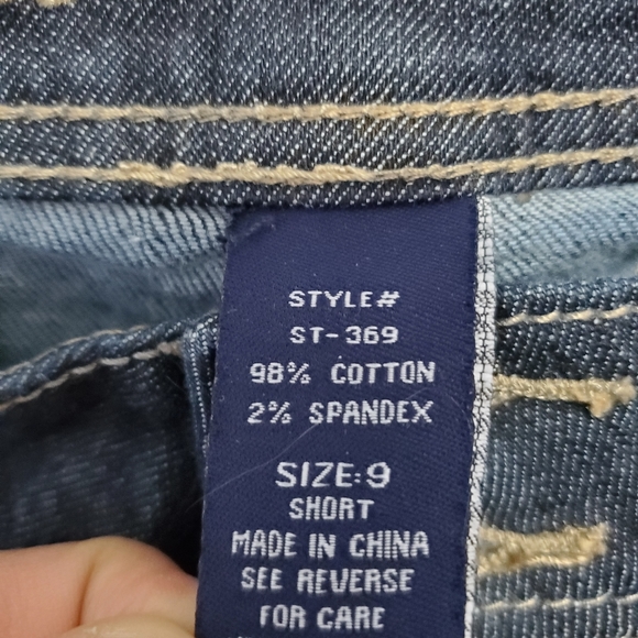 Blue Asphalt Women's Black Low-Rise Black Flare/ Bootcut Jeans  9 Cotton/Spandex - Picture 10 of 10